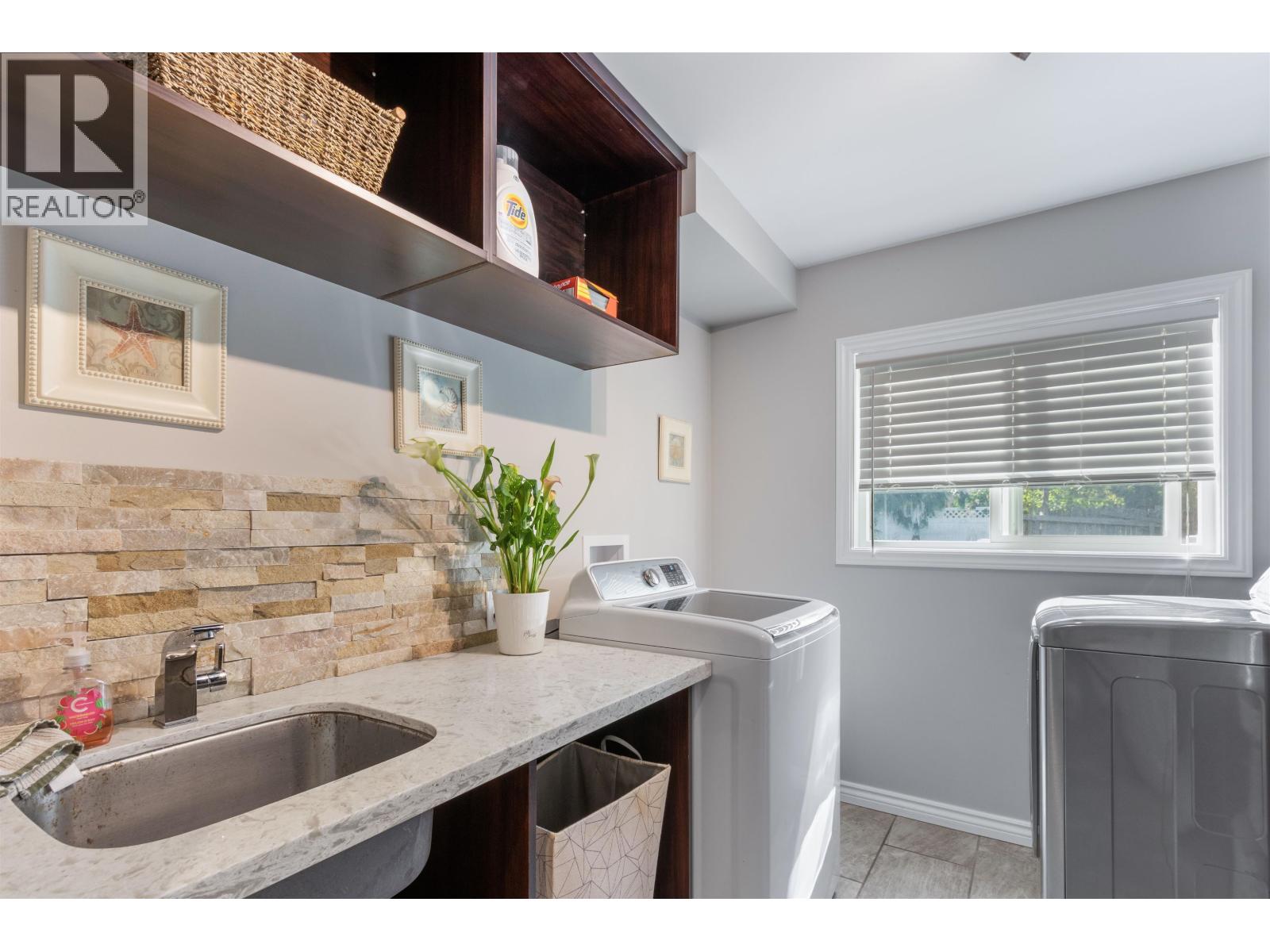 11867 Hawthorne Street, Maple Ridge, British Columbia  V2X 6V5 - Photo 24 - R3059770