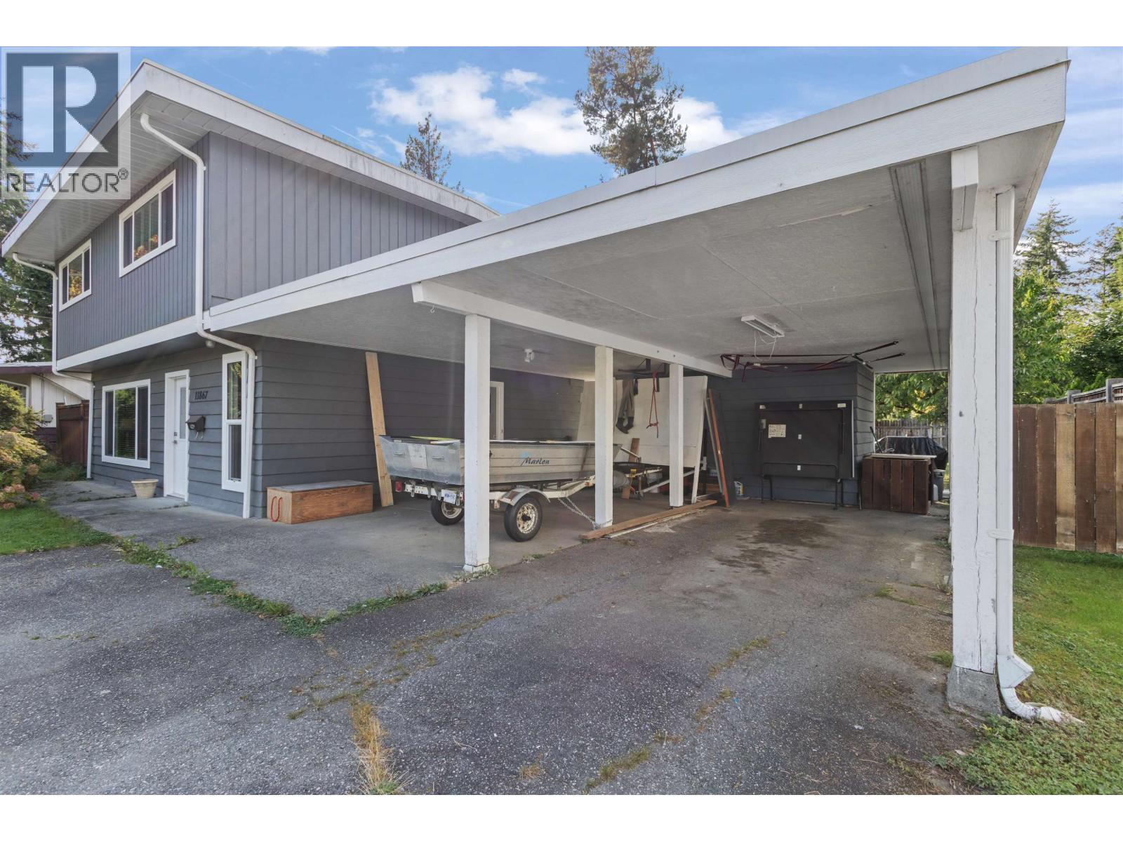 11867 Hawthorne Street, Maple Ridge, British Columbia  V2X 6V5 - Photo 3 - R3059770