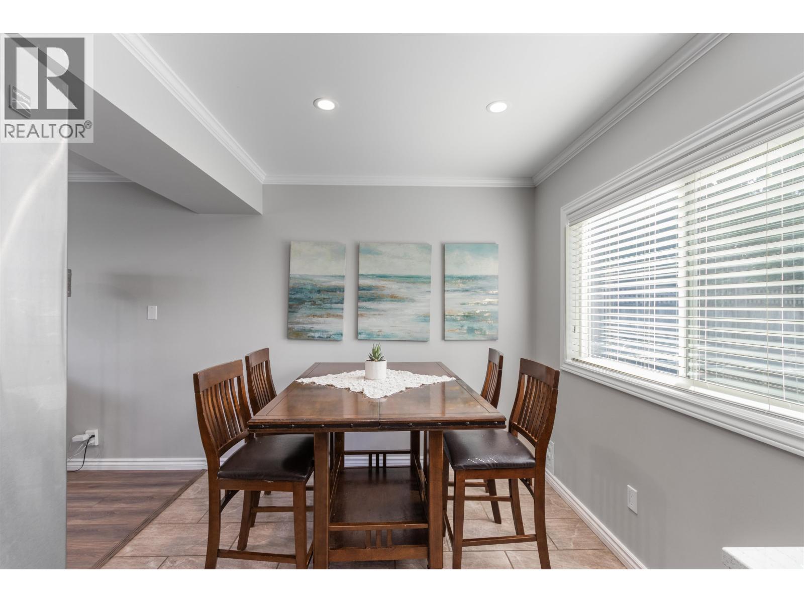 11867 Hawthorne Street, Maple Ridge, British Columbia  V2X 6V5 - Photo 8 - R3059770