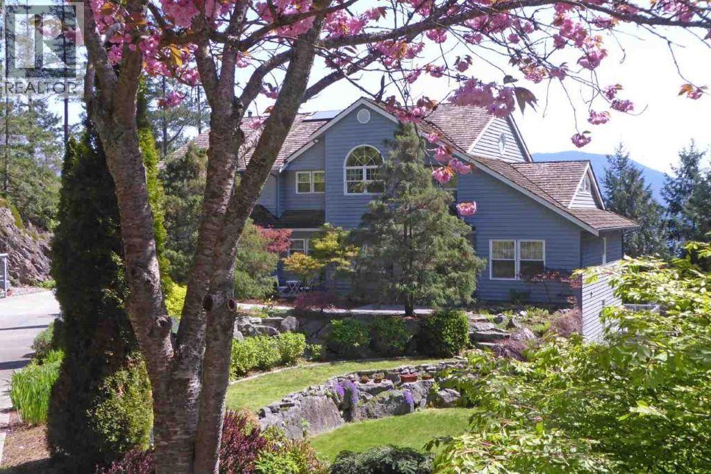 63 CHADWICK ROAD, Gibsons, British Columbia