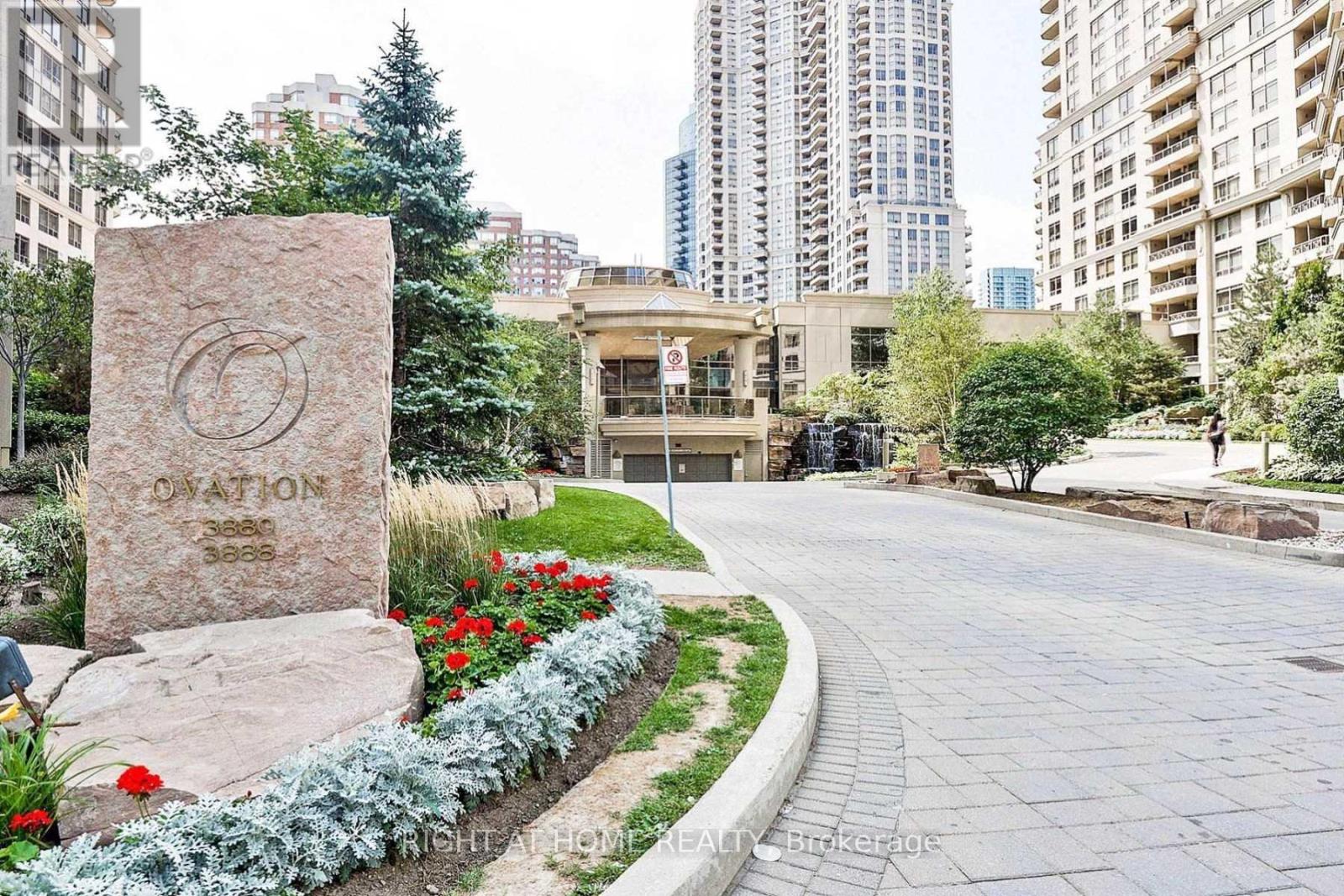 2807 - 3880 DUKE OF YORK BOULEVARD, Mississauga, Ontario
