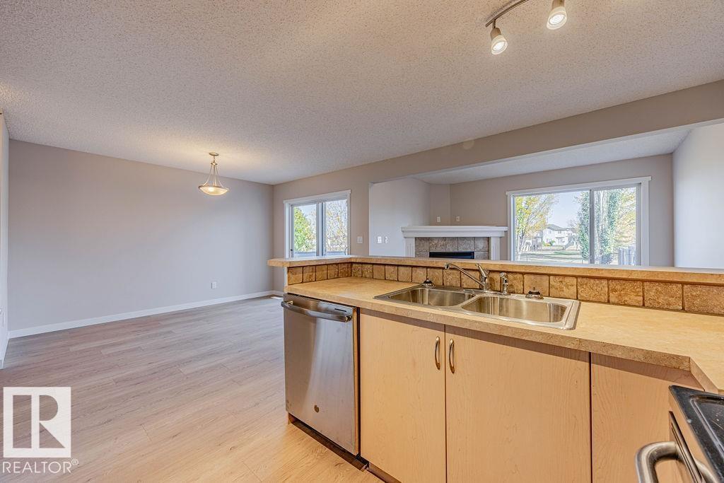 39 Summerton St, Sherwood Park, Alberta  T8H 2V3 - Photo 16 - E4462647