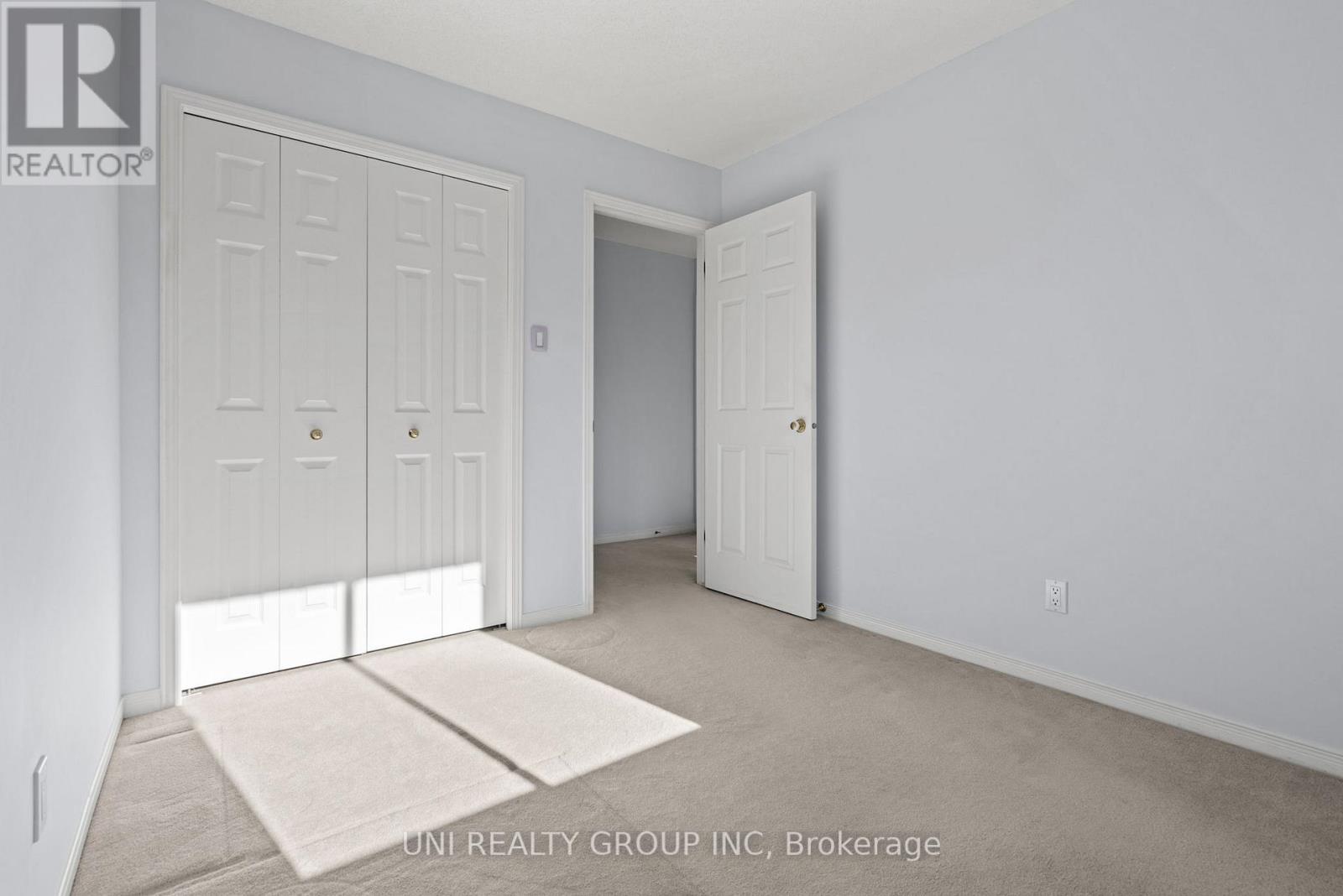 1720 Jobin Crescent, Ottawa, Ontario  K1J 1C5 - Photo 28 - X12469757