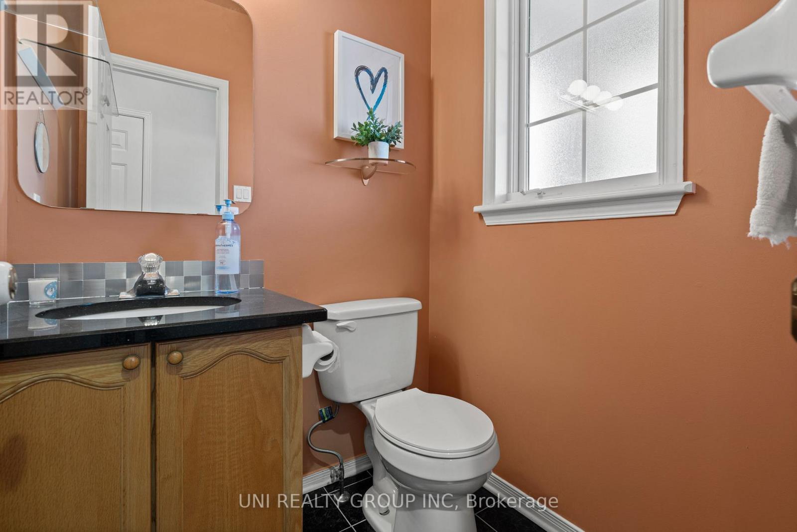 1720 Jobin Crescent, Ottawa, Ontario  K1J 1C5 - Photo 5 - X12469757