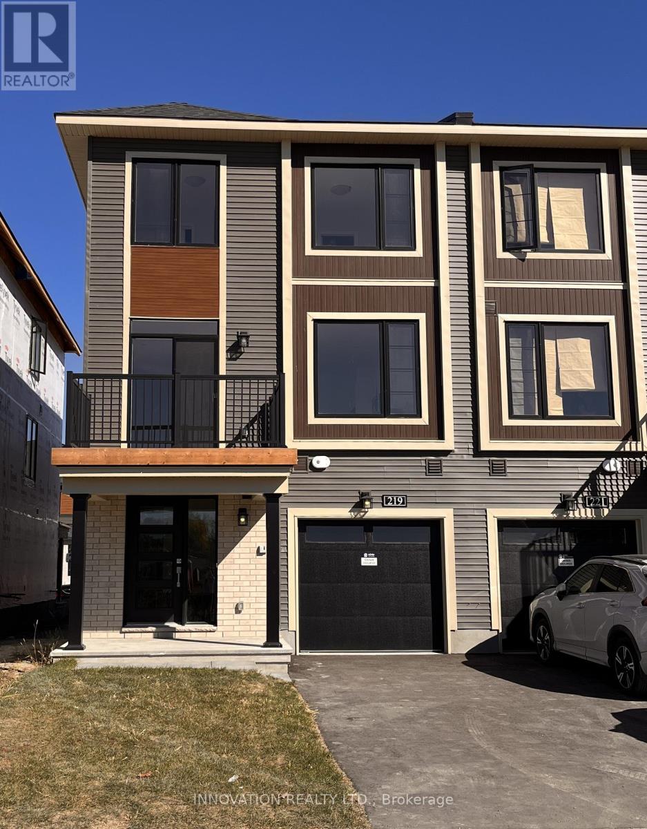 219 VISIONARY LANE, Ottawa, Ontario