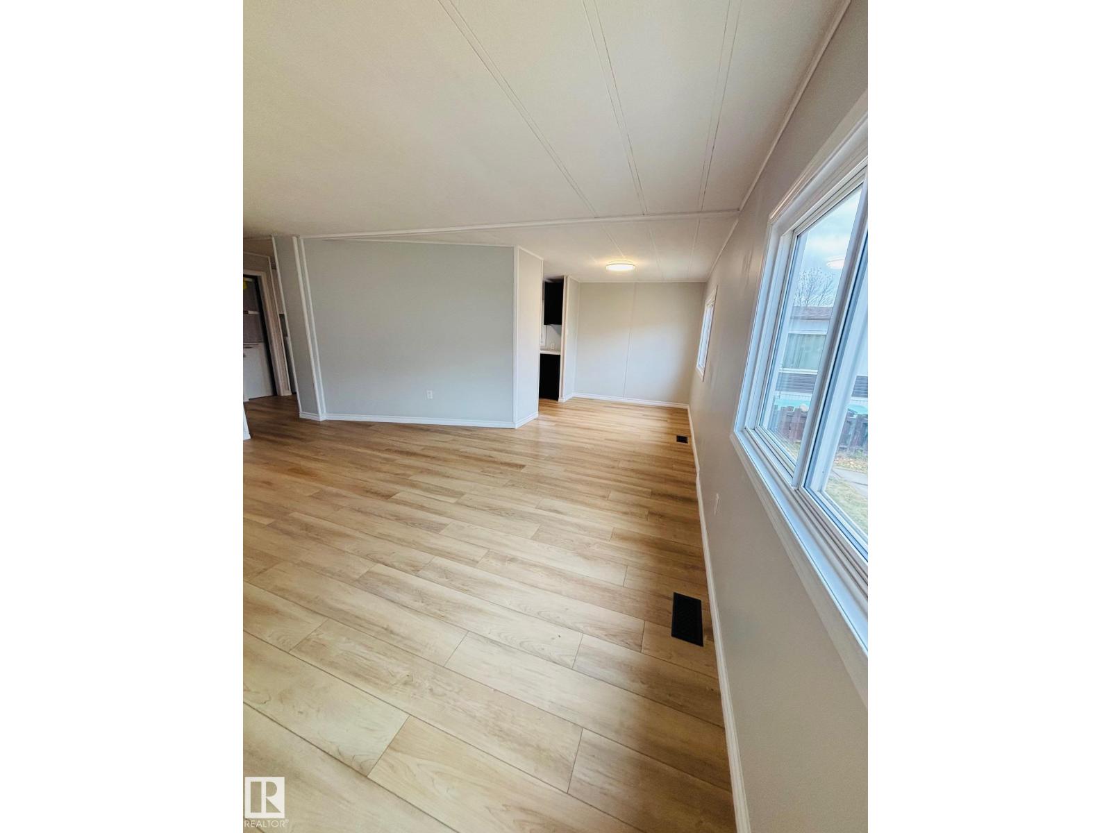 67 Ridgeway Dr Nw, Edmonton, Alberta  T6P 1C2 - Photo 5 - E4459331