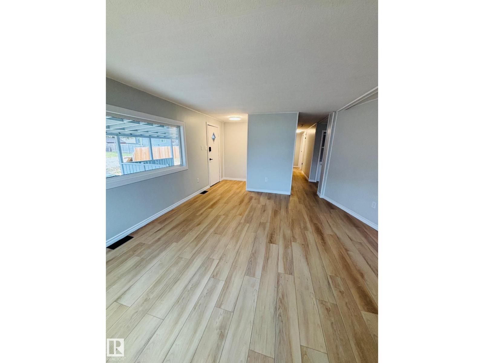 67 Ridgeway Dr Nw, Edmonton, Alberta  T6P 1C2 - Photo 3 - E4459331