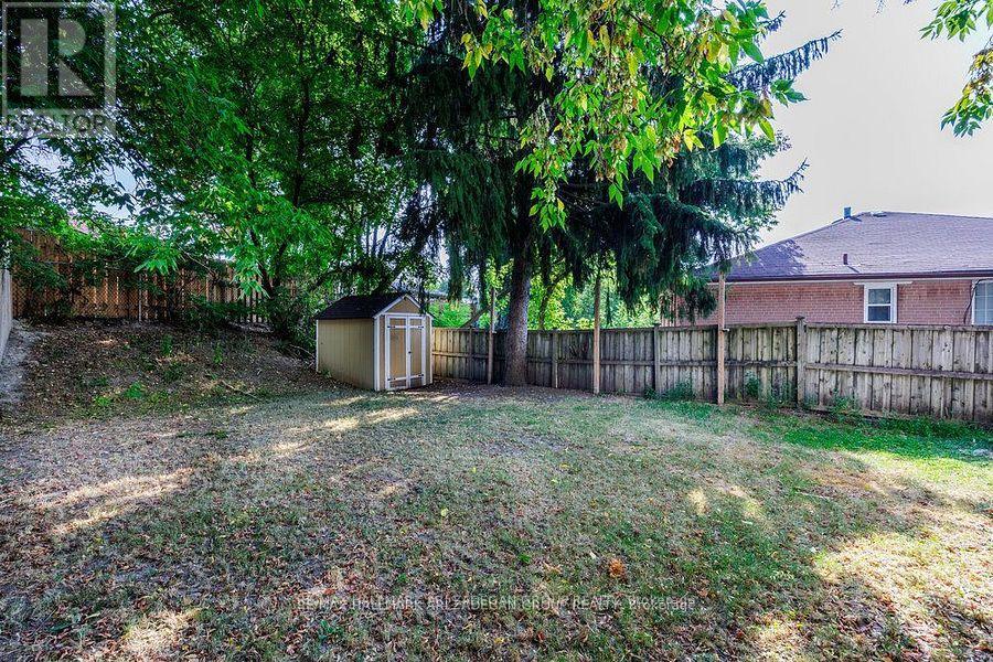 47 Newbury Drive, Newmarket, Ontario  L3Y 4P9 - Photo 40 - N12469498