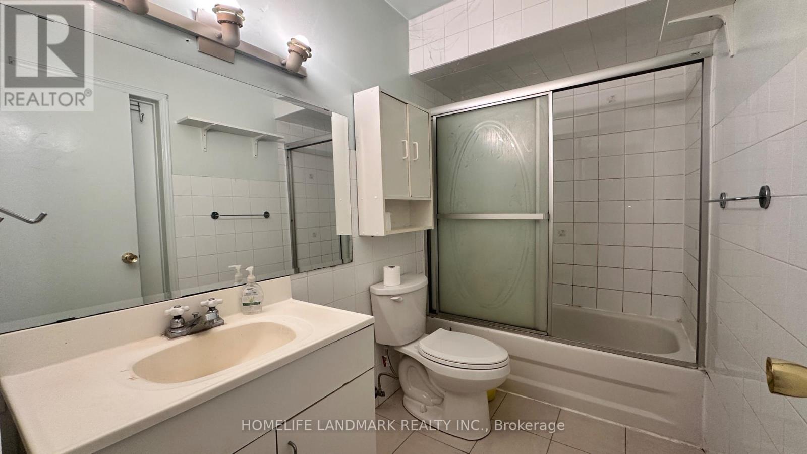 1171b Lakeshore Road E, Mississauga, Ontario  L5E 1G1 - Photo 8 - W12469654
