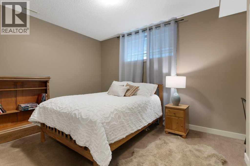 84 Panatella Manor Nw, Calgary, Alberta  T3K 0A7 - Photo 33 - A2261159