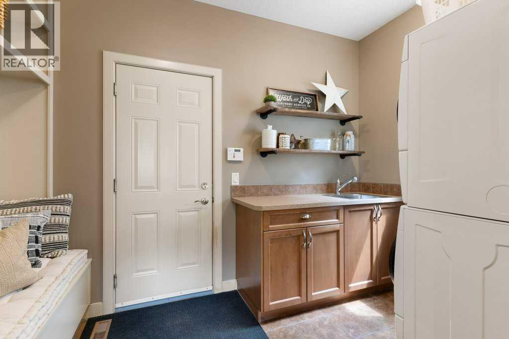 84 Panatella Manor Nw, Calgary, Alberta  T3K 0A7 - Photo 18 - A2261159