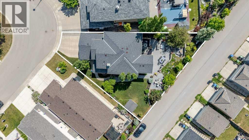 84 Panatella Manor Nw, Calgary, Alberta  T3K 0A7 - Photo 47 - A2261159