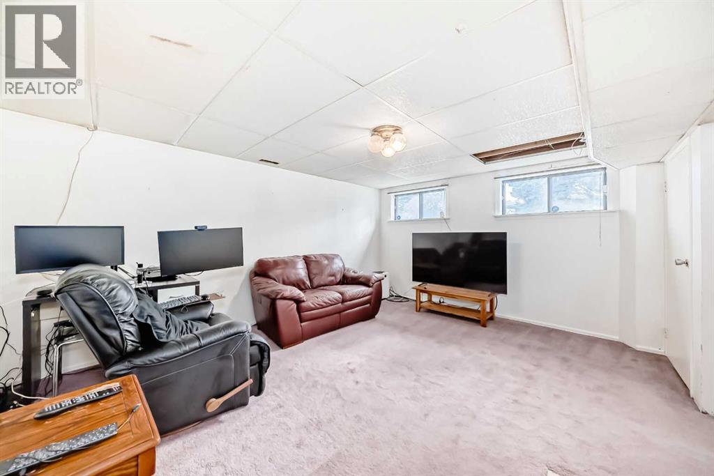603 Mariposa Place, Calgary, Alberta  T2E 5V9 - Photo 30 - A2264176