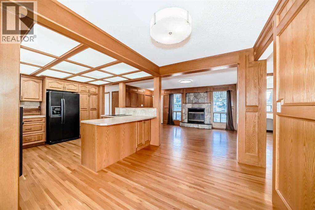 603 Mariposa Place, Calgary, Alberta  T2E 5V9 - Photo 5 - A2264176