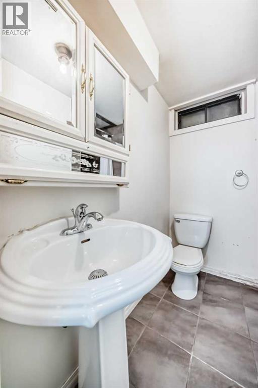 603 Mariposa Place, Calgary, Alberta  T2E 5V9 - Photo 39 - A2264176