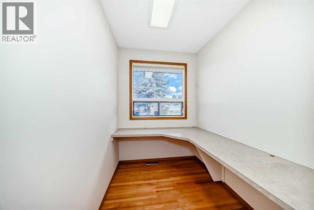 603 Mariposa Place, Calgary, Alberta  T2E 5V9 - Photo 27 - A2264176