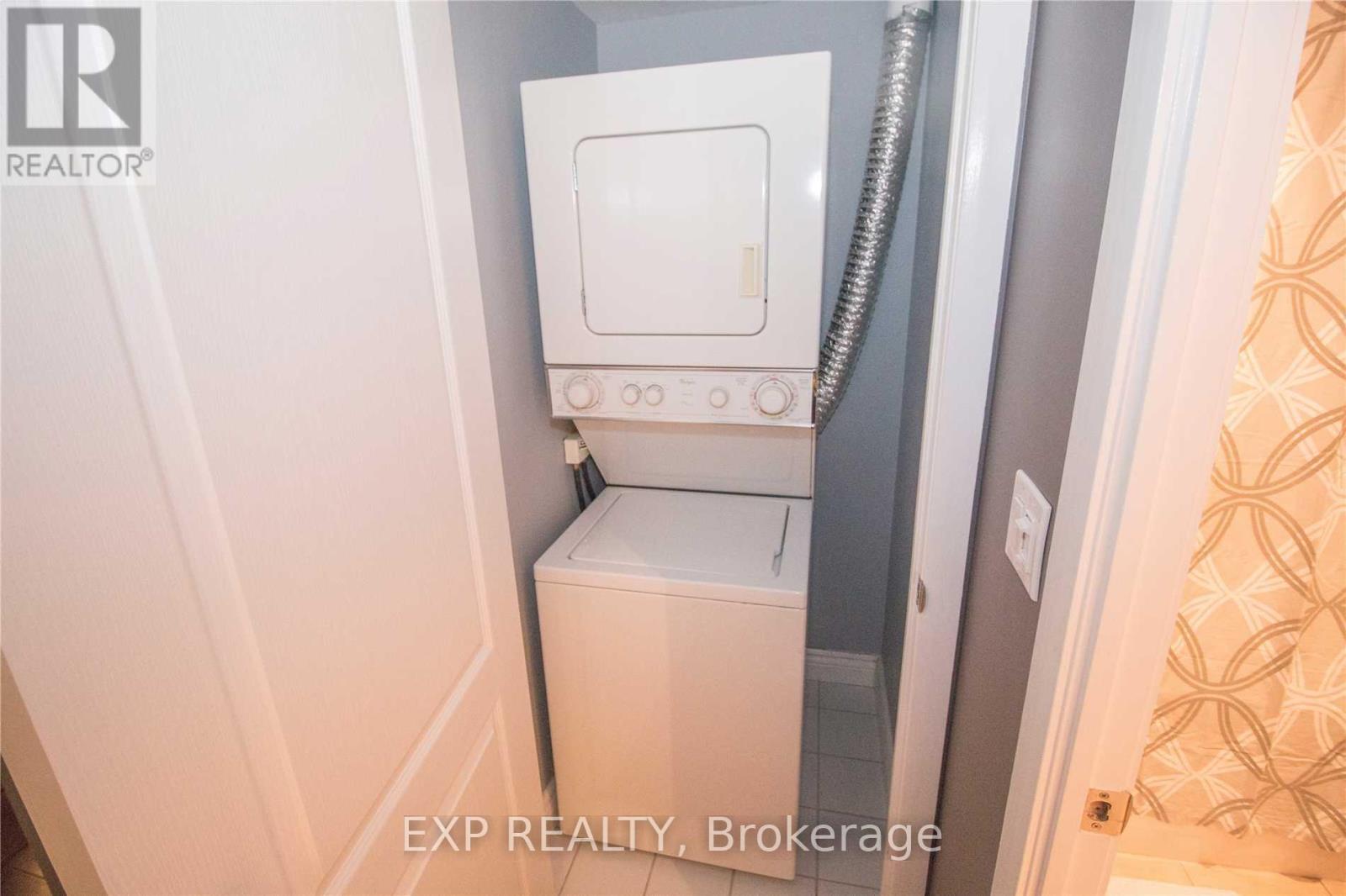 506 - 219 Fort York Boulevard, Toronto, Ontario  M5V 1B1 - Photo 10 - C12469740