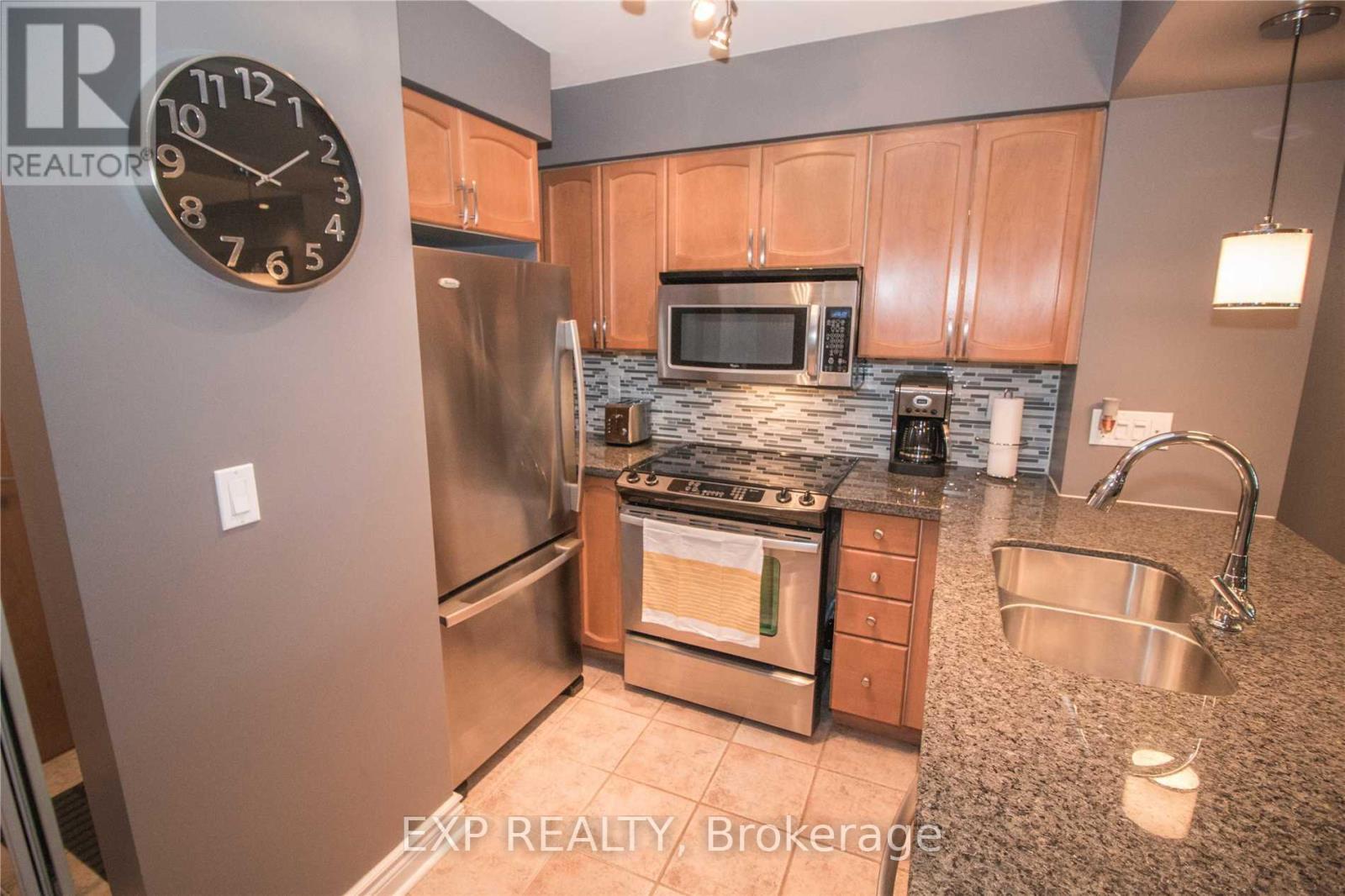 506 - 219 Fort York Boulevard, Toronto, Ontario  M5V 1B1 - Photo 4 - C12469740