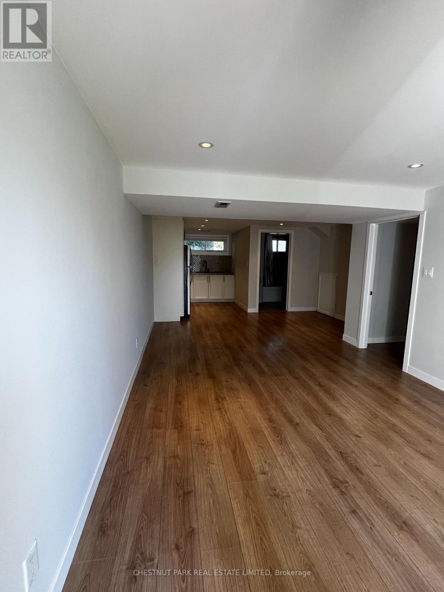 142 Sloane Avenue, Toronto, Ontario  M4A 2B7 - Photo 5 - C12469742