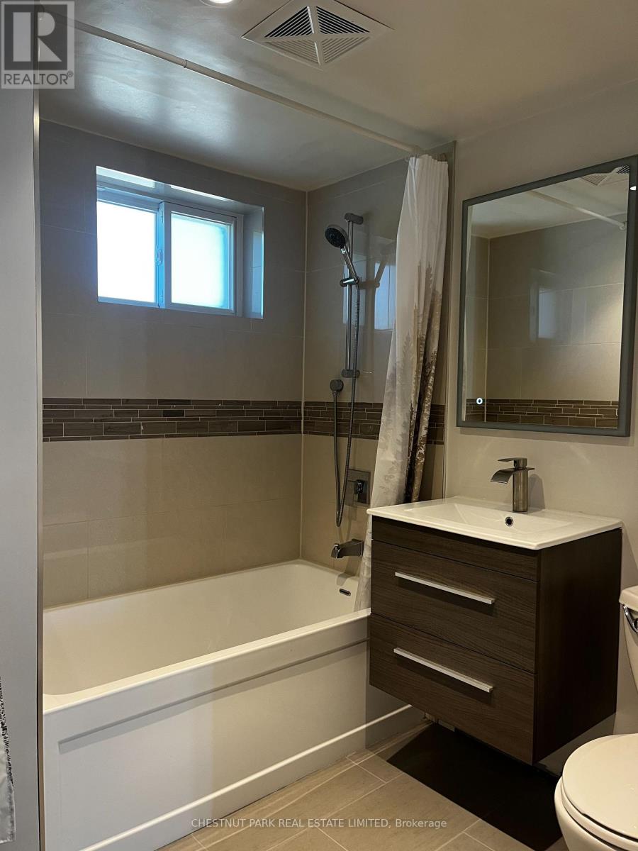 142 Sloane Avenue, Toronto, Ontario  M4A 2B7 - Photo 8 - C12469742