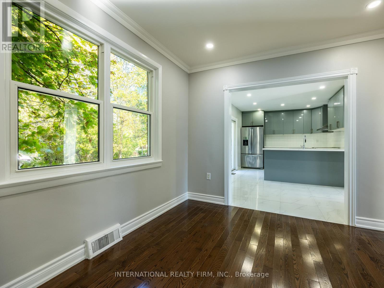 345 Park Road S, Oshawa, Ontario  L1J 4H6 - Photo 4 - E12469761