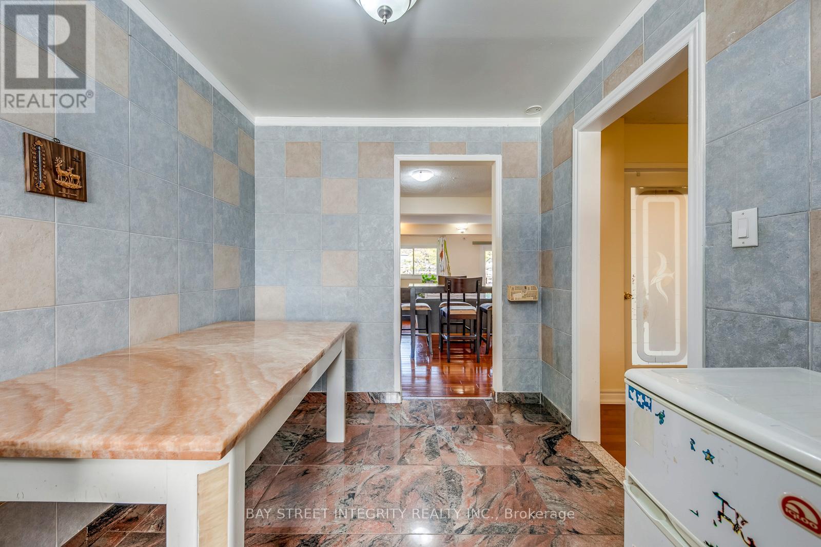 200 Invergordon Avenue, Toronto, Ontario  M1S 4A1 - Photo 19 - E12469762