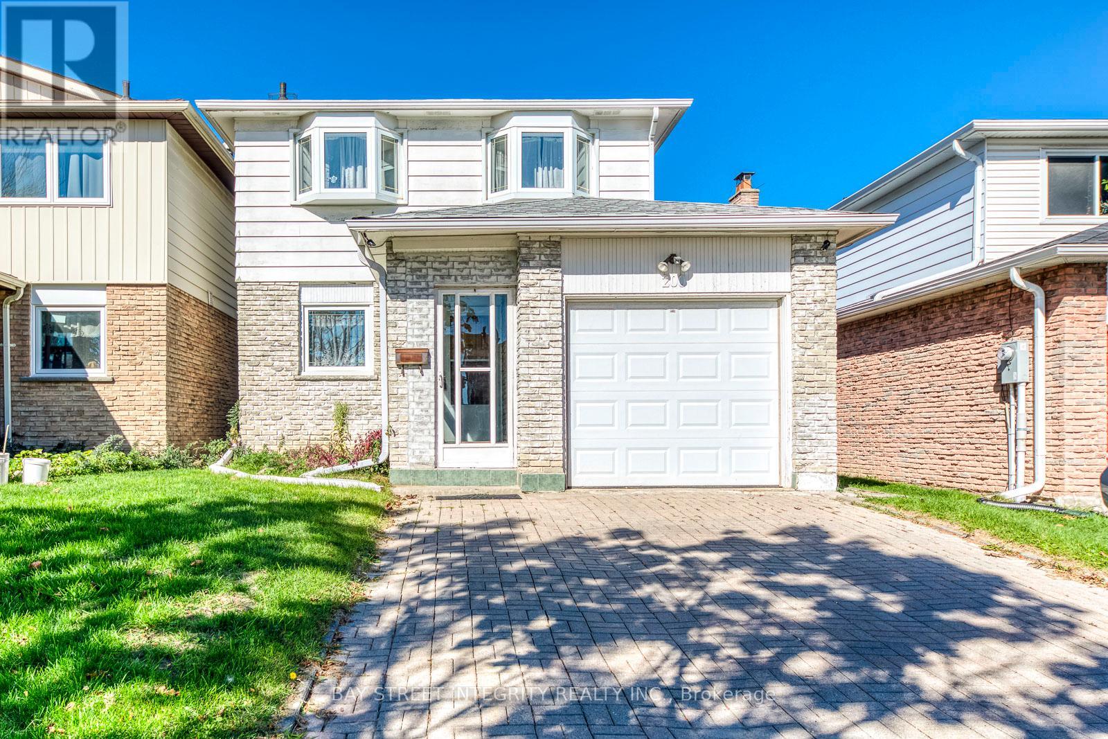 200 Invergordon Avenue, Toronto, Ontario  M1S 4A1 - Photo 3 - E12469762