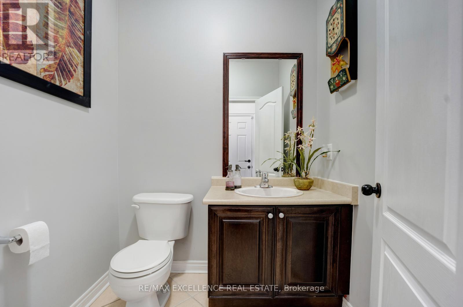 63 Powell Drive, Brampton, Ontario  L6R 0K8 - Photo 24 - W12469759