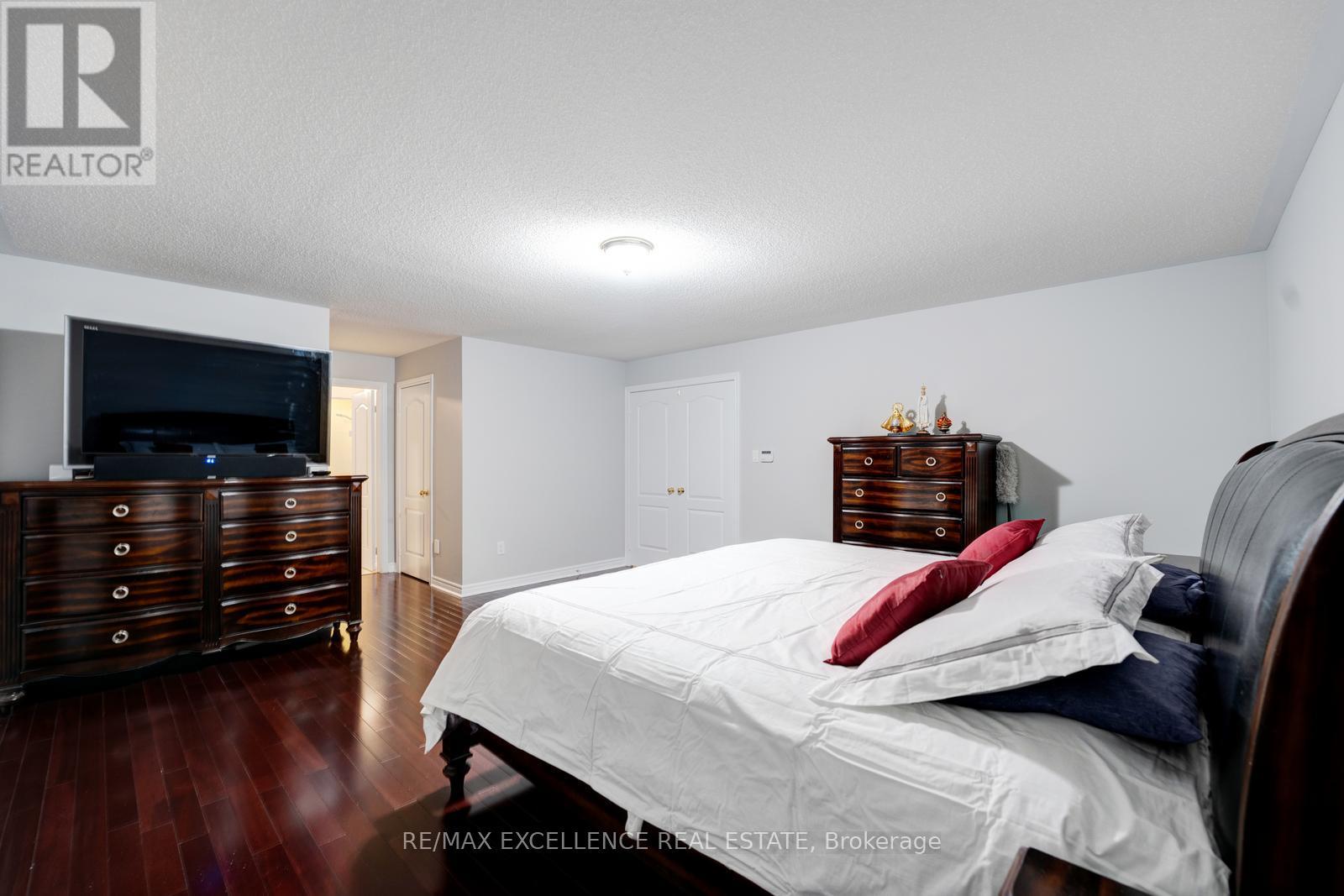 63 Powell Drive, Brampton, Ontario  L6R 0K8 - Photo 31 - W12469759