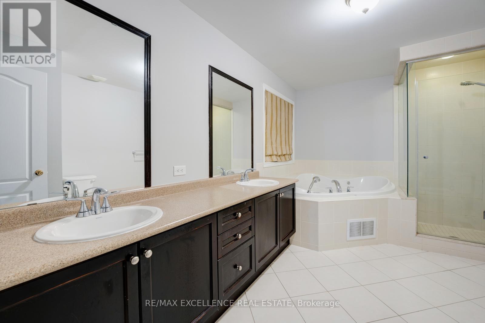 63 Powell Drive, Brampton, Ontario  L6R 0K8 - Photo 32 - W12469759