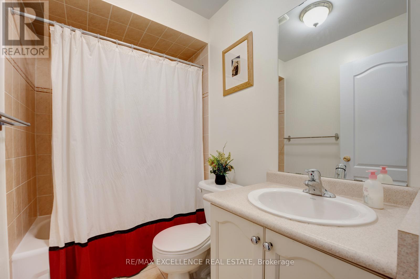 63 Powell Drive, Brampton, Ontario  L6R 0K8 - Photo 35 - W12469759