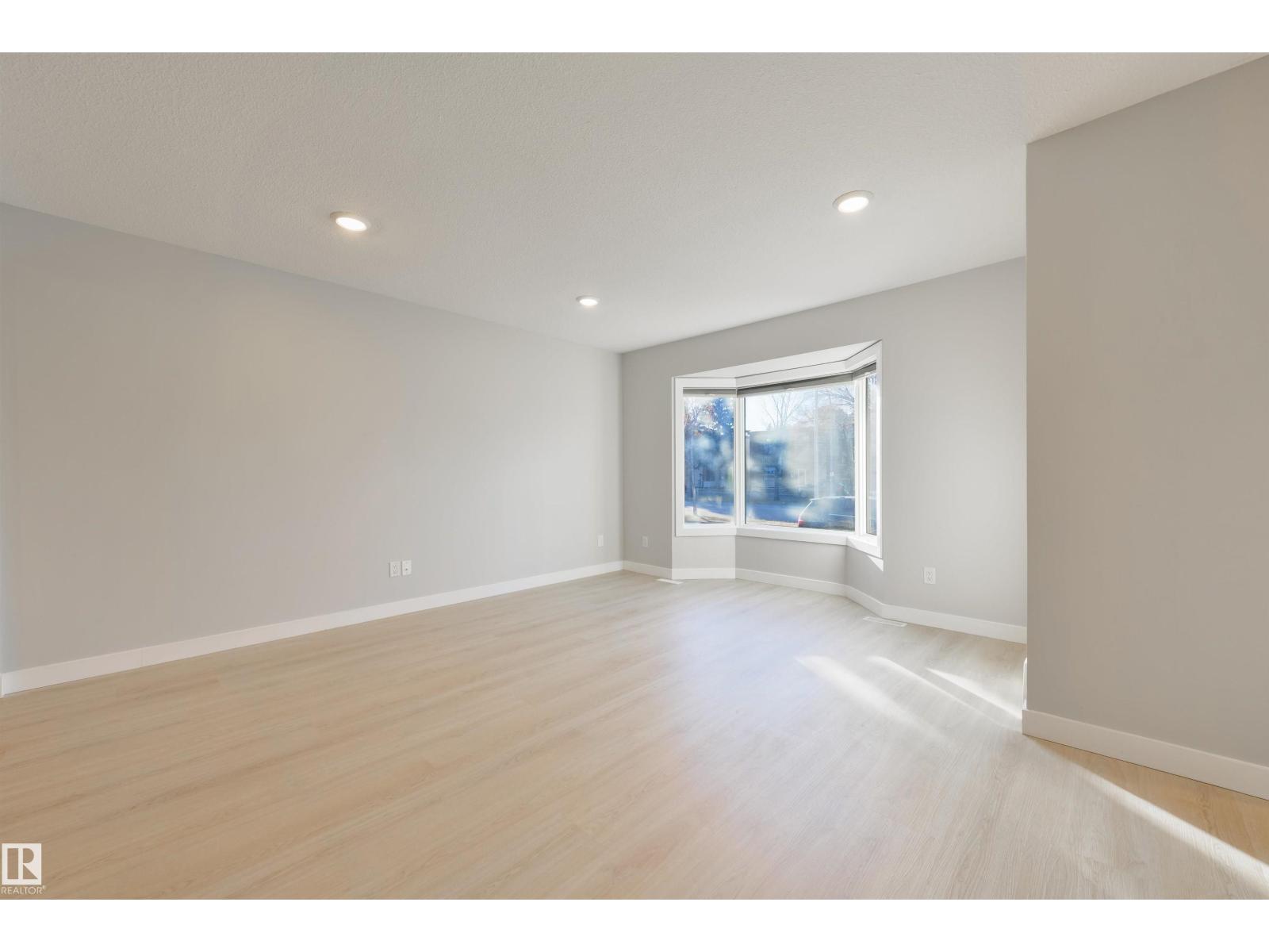 7942 82 Av Nw, Edmonton, Alberta  T6C 0Y2 - Photo 6 - E4462650