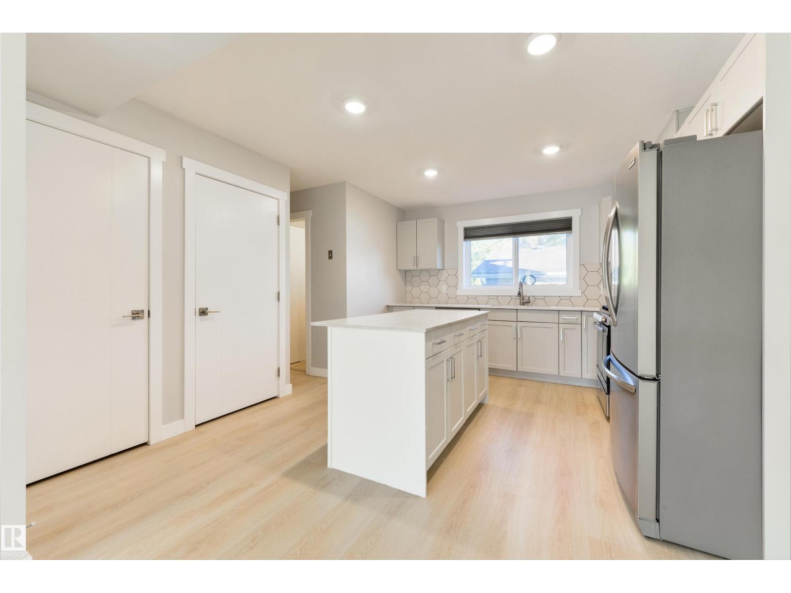 7942 82 Av Nw, Edmonton, Alberta  T6C 0Y2 - Photo 9 - E4462650