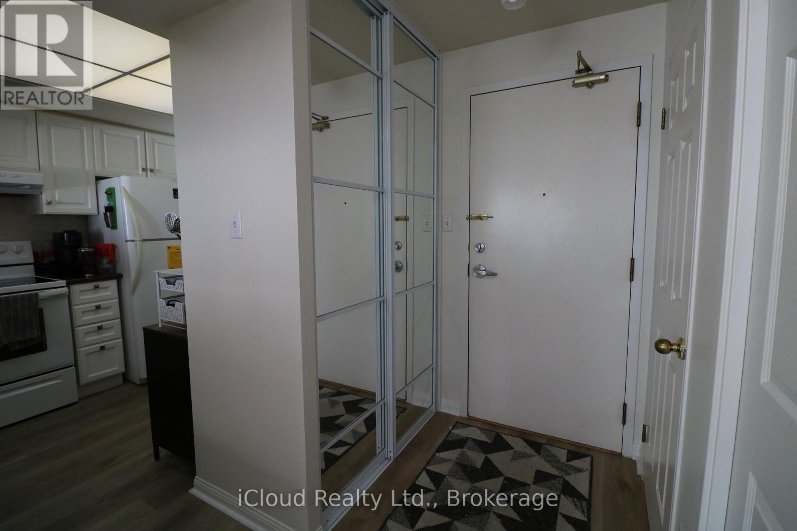 1502 - 101 Subway Crescent, Toronto, Ontario  M9B 6K4 - Photo 8 - W12444268