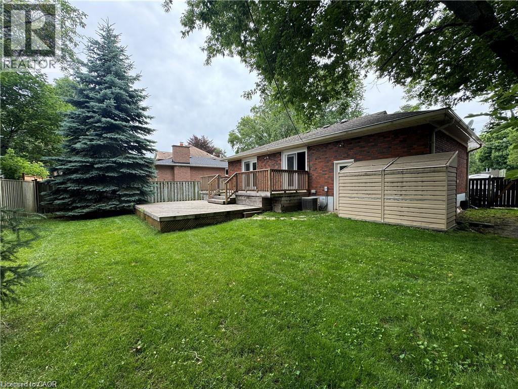 2470 Rebecca Street, Oakville, Ontario  L6L 2B2 - Photo 16 - 40780314