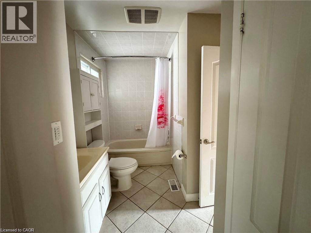 2470 Rebecca Street, Oakville, Ontario  L6L 2B2 - Photo 9 - 40780314