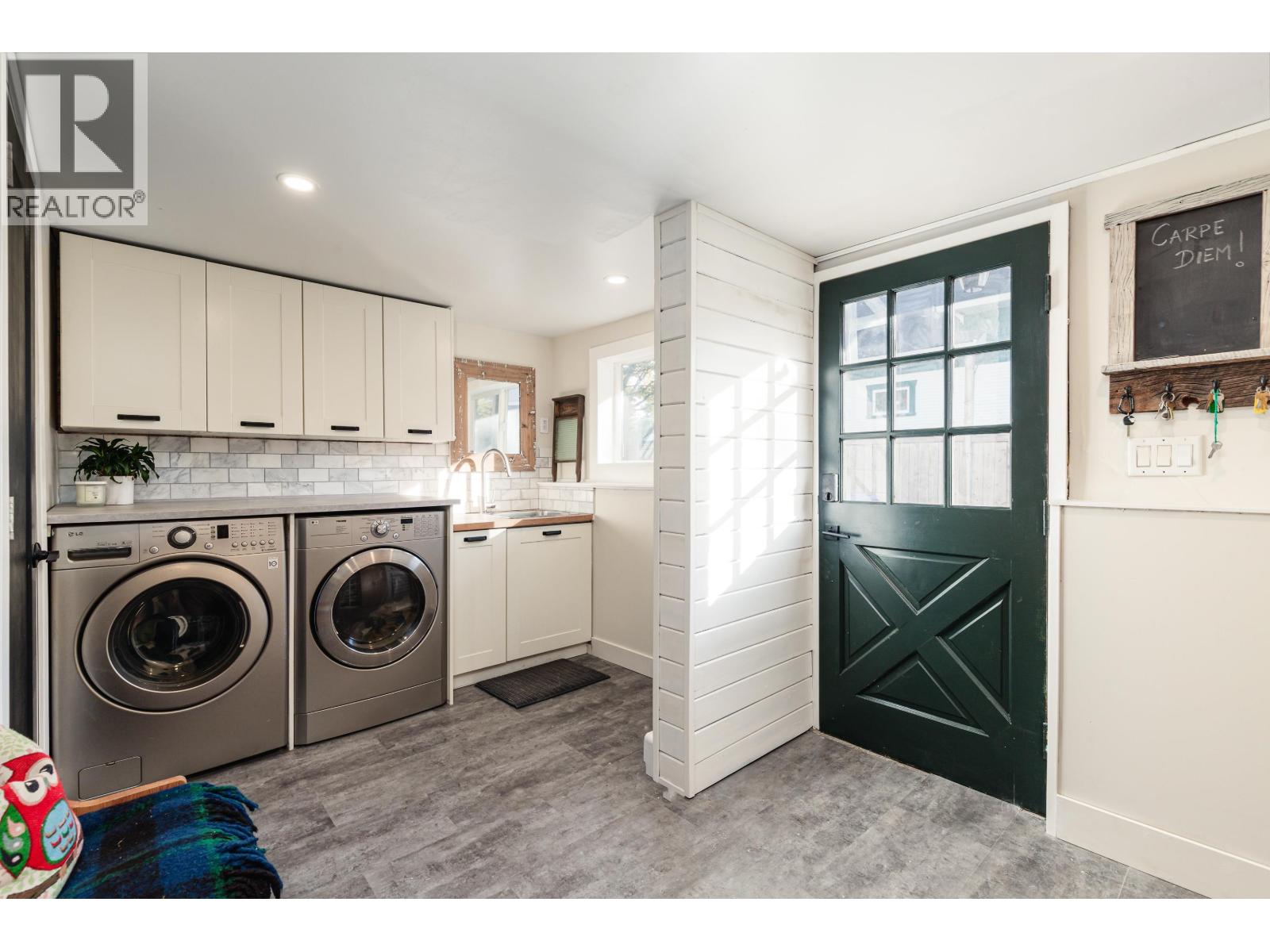 41869 Hope Road, Brackendale, British Columbia  V0N 1H0 - Photo 16 - R3059773