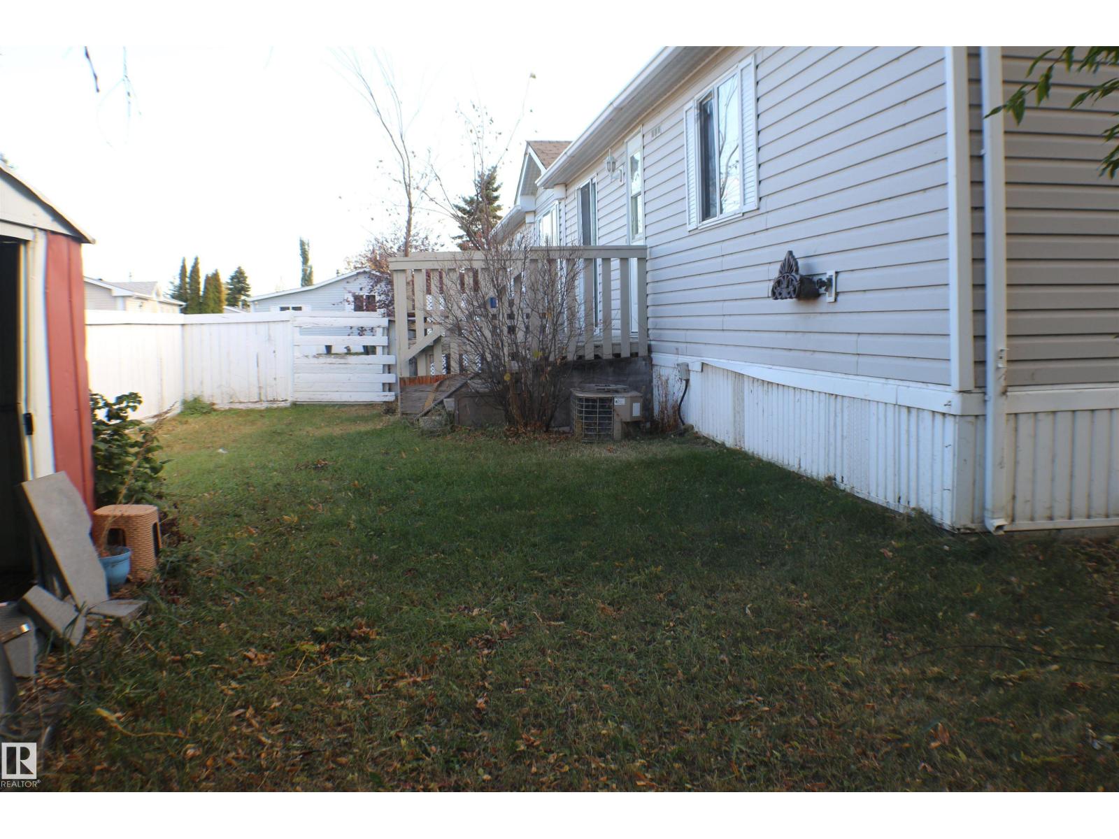 906 Jubilee Cl, Sherwood Park, Alberta  T8H 2G3 - Photo 5 - E4462656