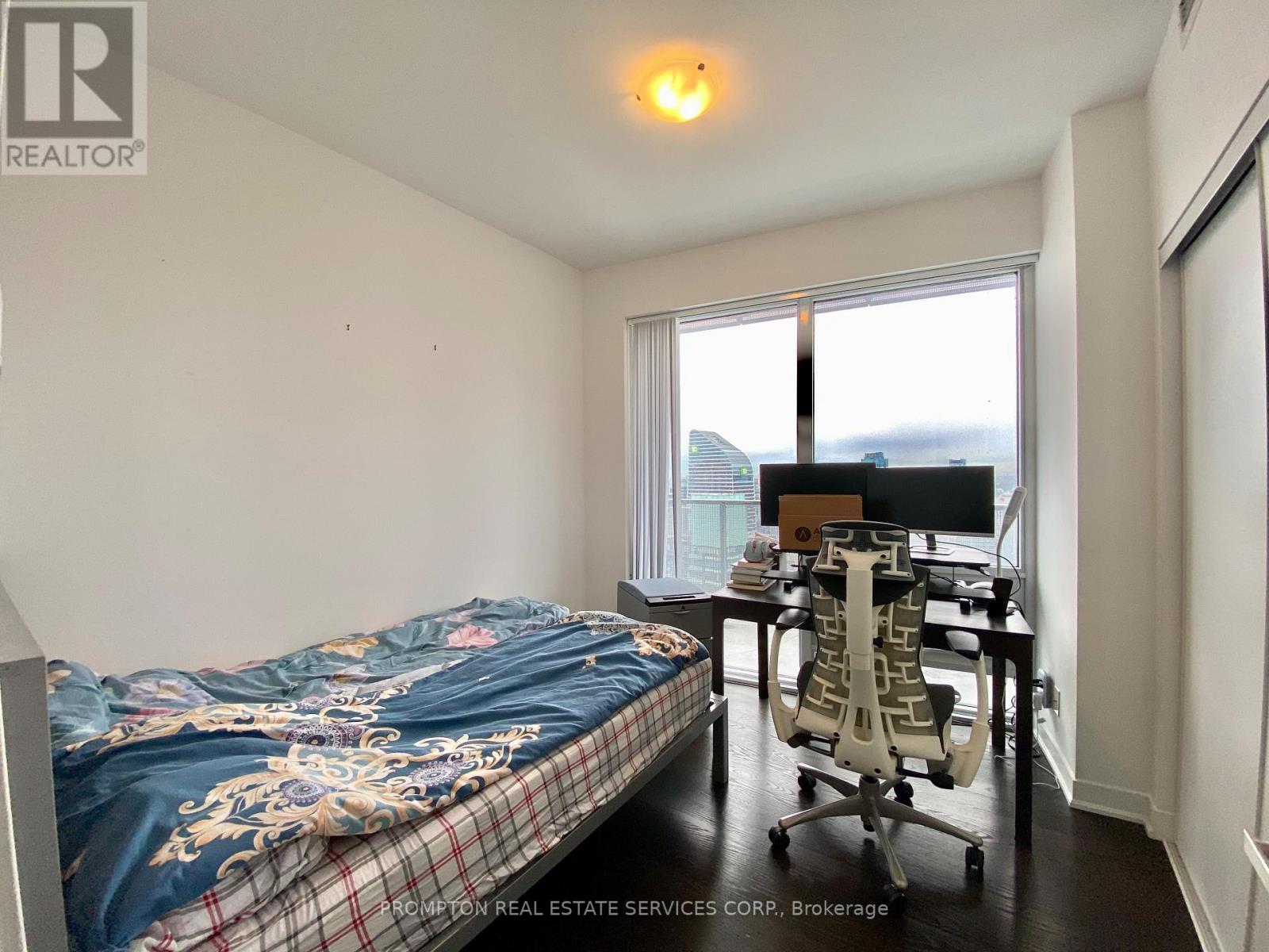 6504 - 88 Harbour Street, Toronto, Ontario  M5J 0C3 - Photo 11 - C12469767