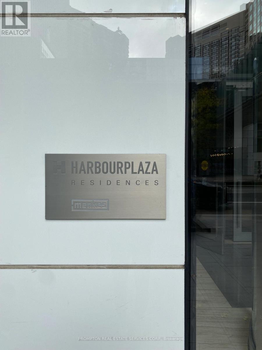 6504 - 88 Harbour Street, Toronto, Ontario  M5J 0C3 - Photo 17 - C12469767