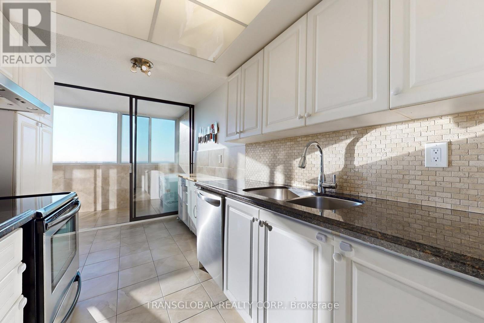 2801 - 80 Antibes Drive, Toronto, Ontario  M2R 3N5 - Photo 10 - C12469764