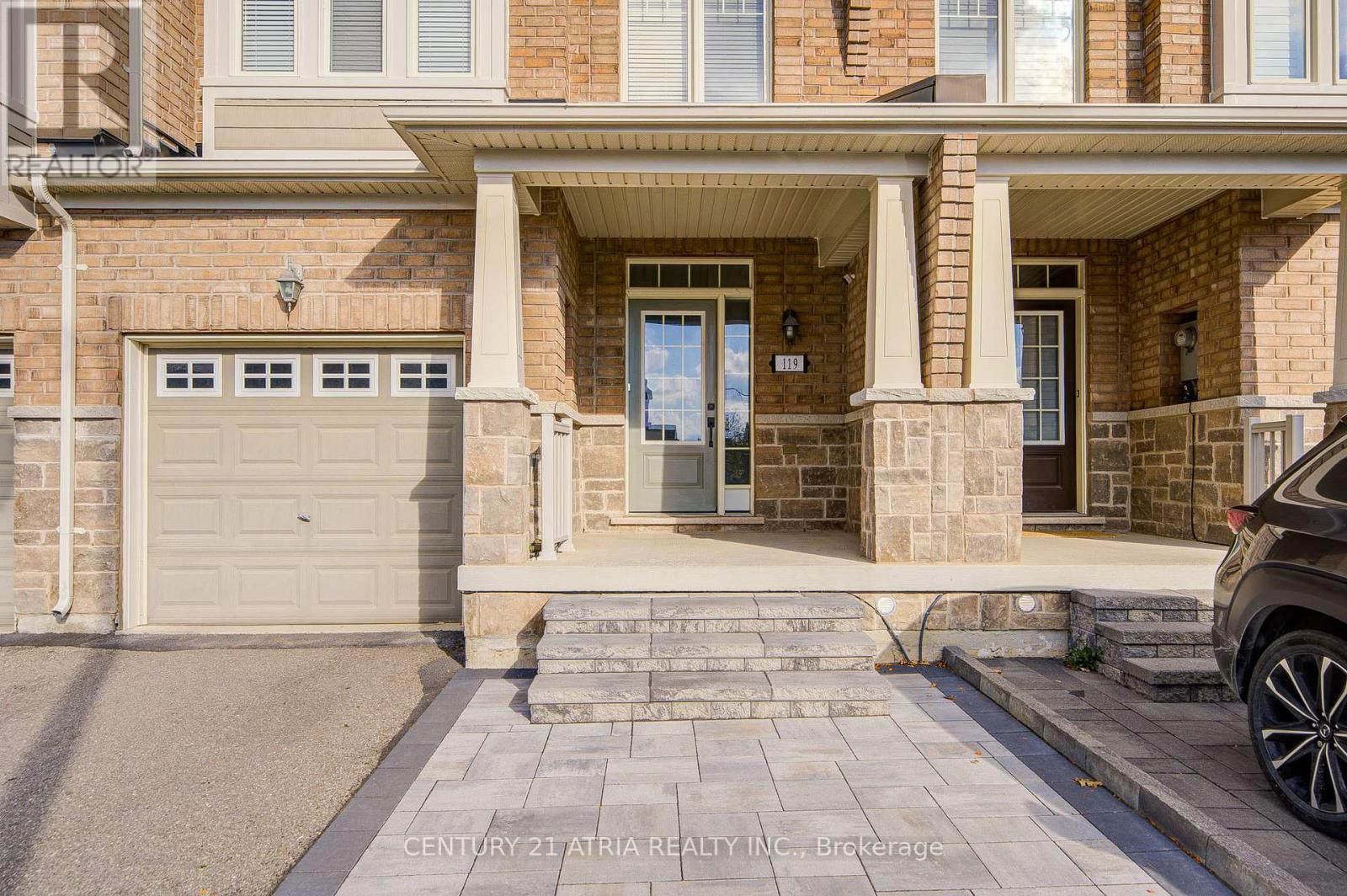 119 Windrow Street, Richmond Hill, Ontario  L4E 0Y2 - Photo 3 - N12469599