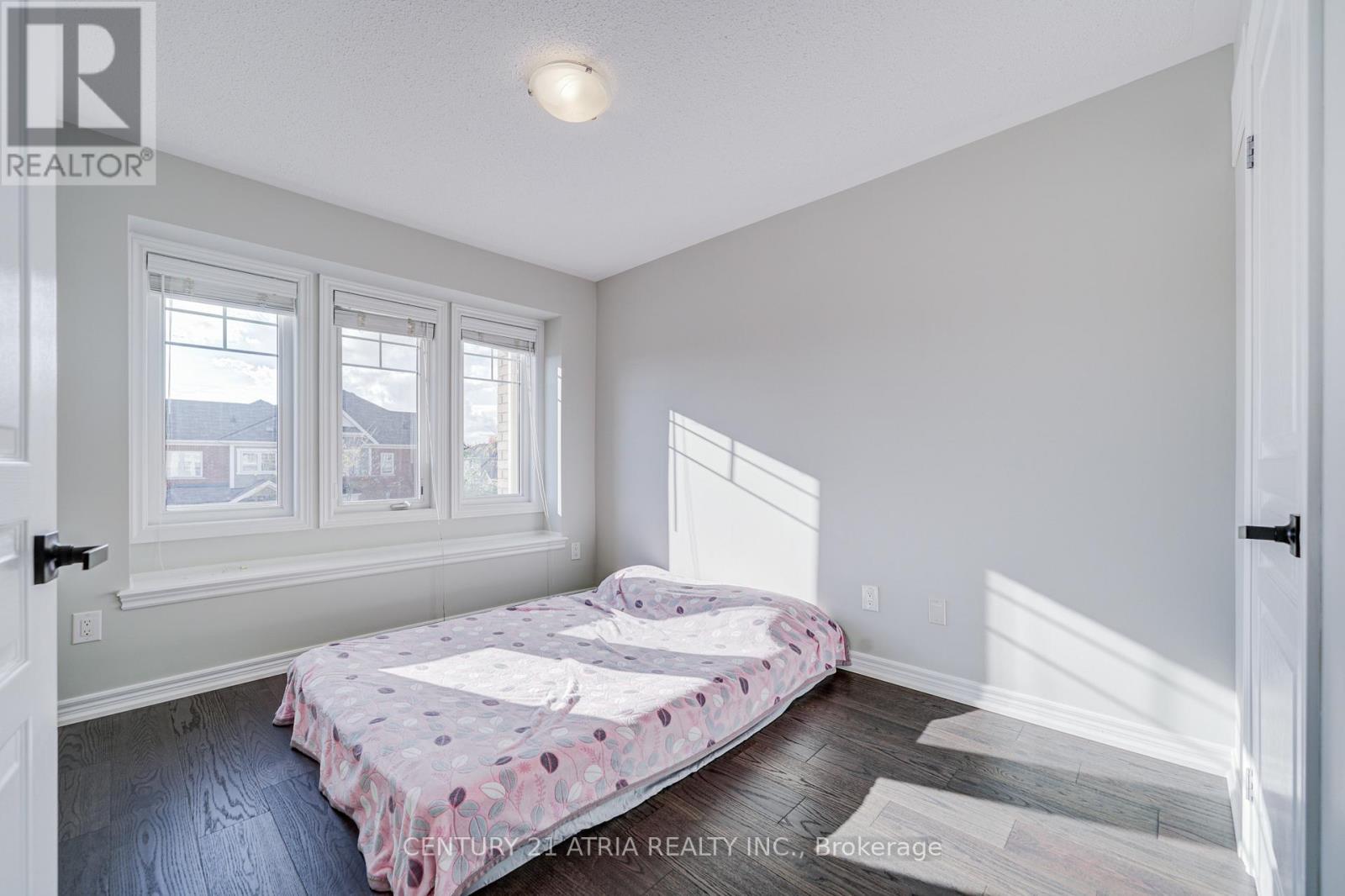 119 Windrow Street, Richmond Hill, Ontario  L4E 0Y2 - Photo 22 - N12469599