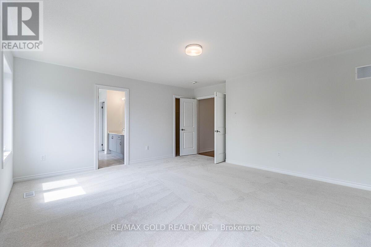 7 Dolomite Drive, Brampton, Ontario  L6P 4R6 - Photo 23 - W12469126