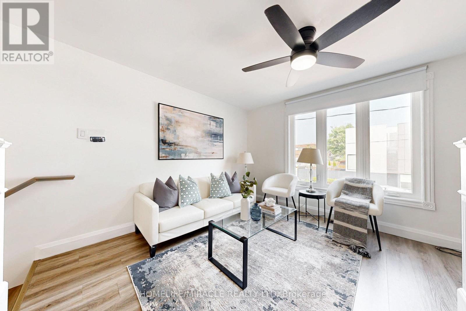 590 Jones Avenue, Toronto, Ontario  M4J 3H3 - Photo 17 - E12469773
