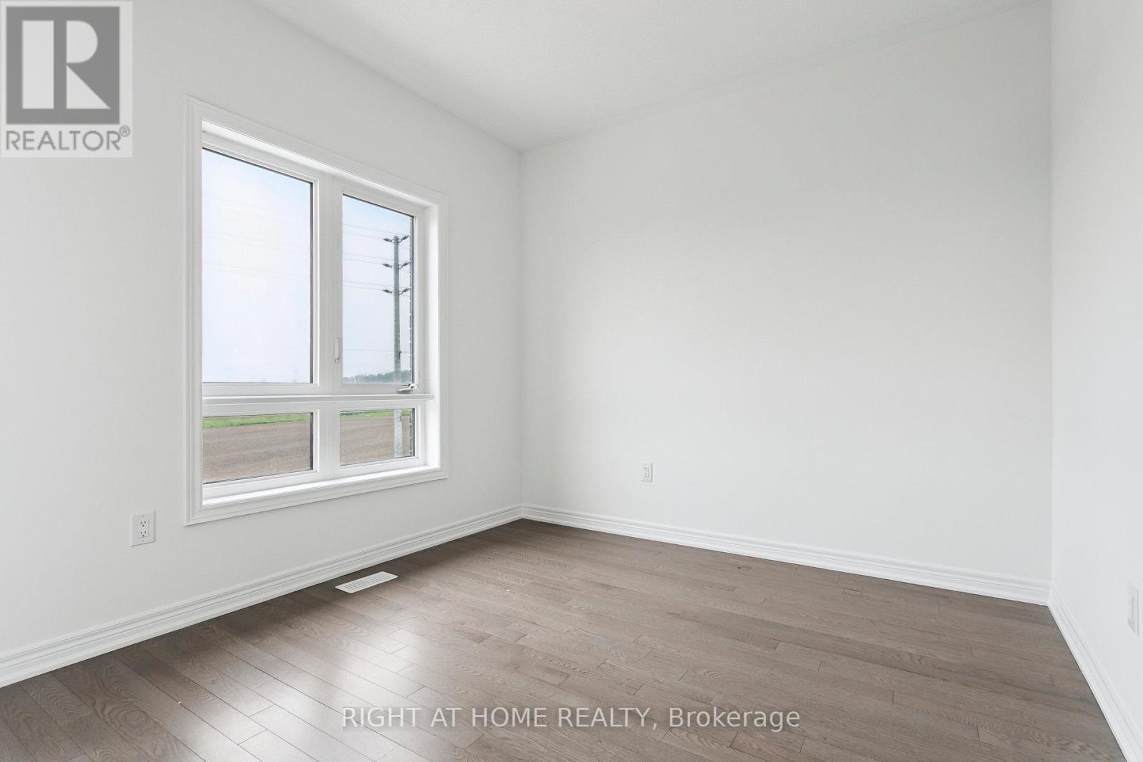 10173 Huntington Road, Vaughan, Ontario  L4H 5J5 - Photo 31 - N12469765