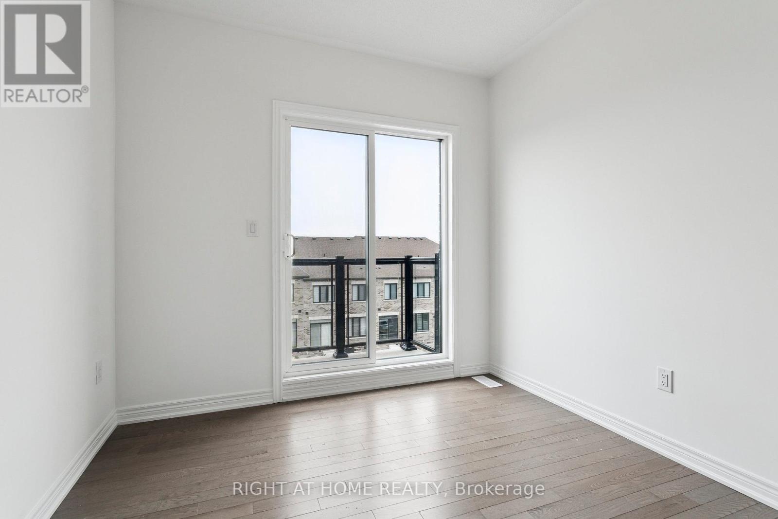 10173 Huntington Road, Vaughan, Ontario  L4H 5J5 - Photo 37 - N12469765
