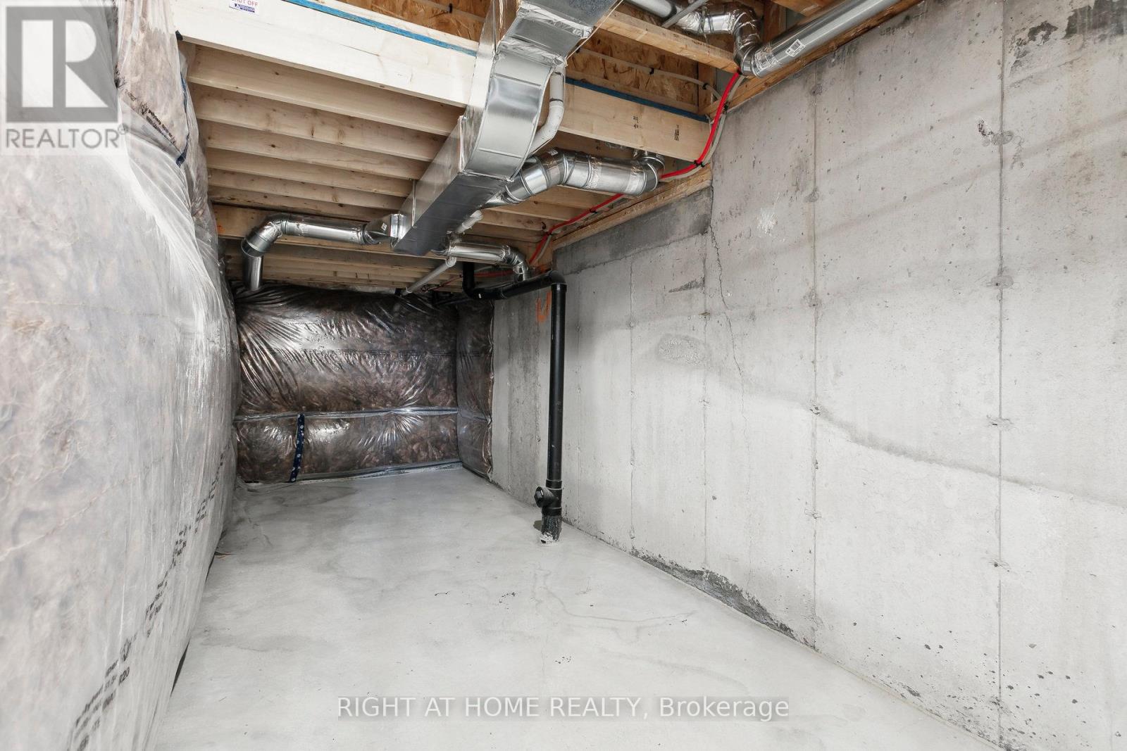 10173 Huntington Road, Vaughan, Ontario  L4H 5J5 - Photo 45 - N12469765