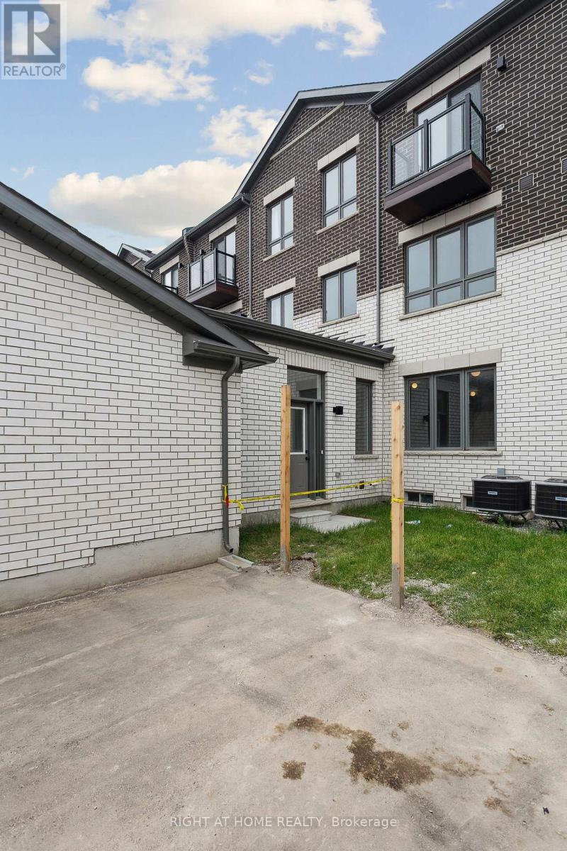 10173 Huntington Road, Vaughan, Ontario  L4H 5J5 - Photo 49 - N12469765