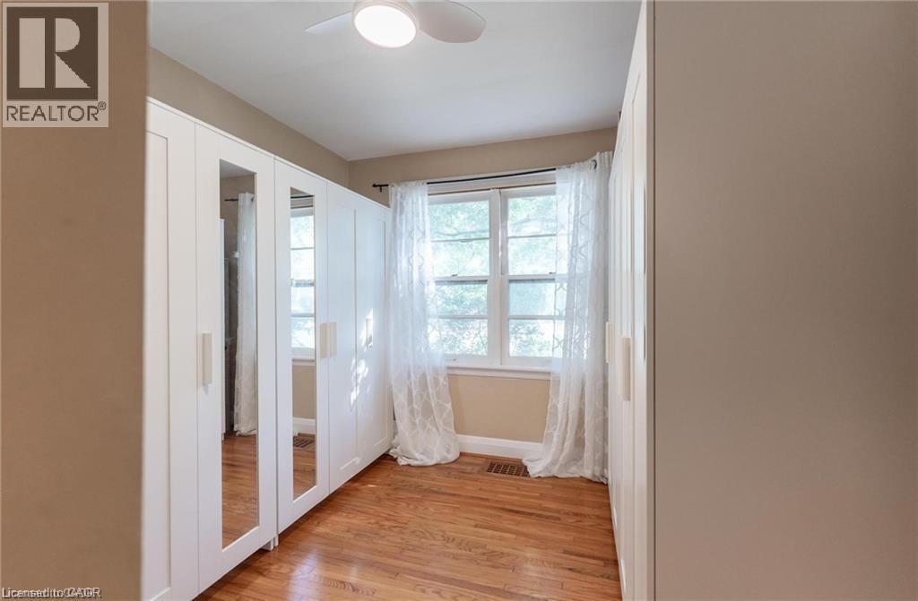 31 Academy Street, Ancaster, Ontario  L9G 2X8 - Photo 15 - 40780312
